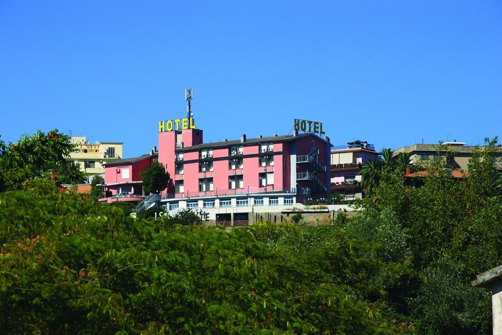 Hotel Tarconte Tarquinia Exterior photo